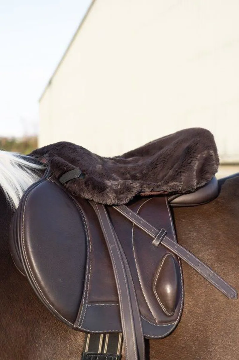 Cameo Equine Luxury Seat Saver in Brown